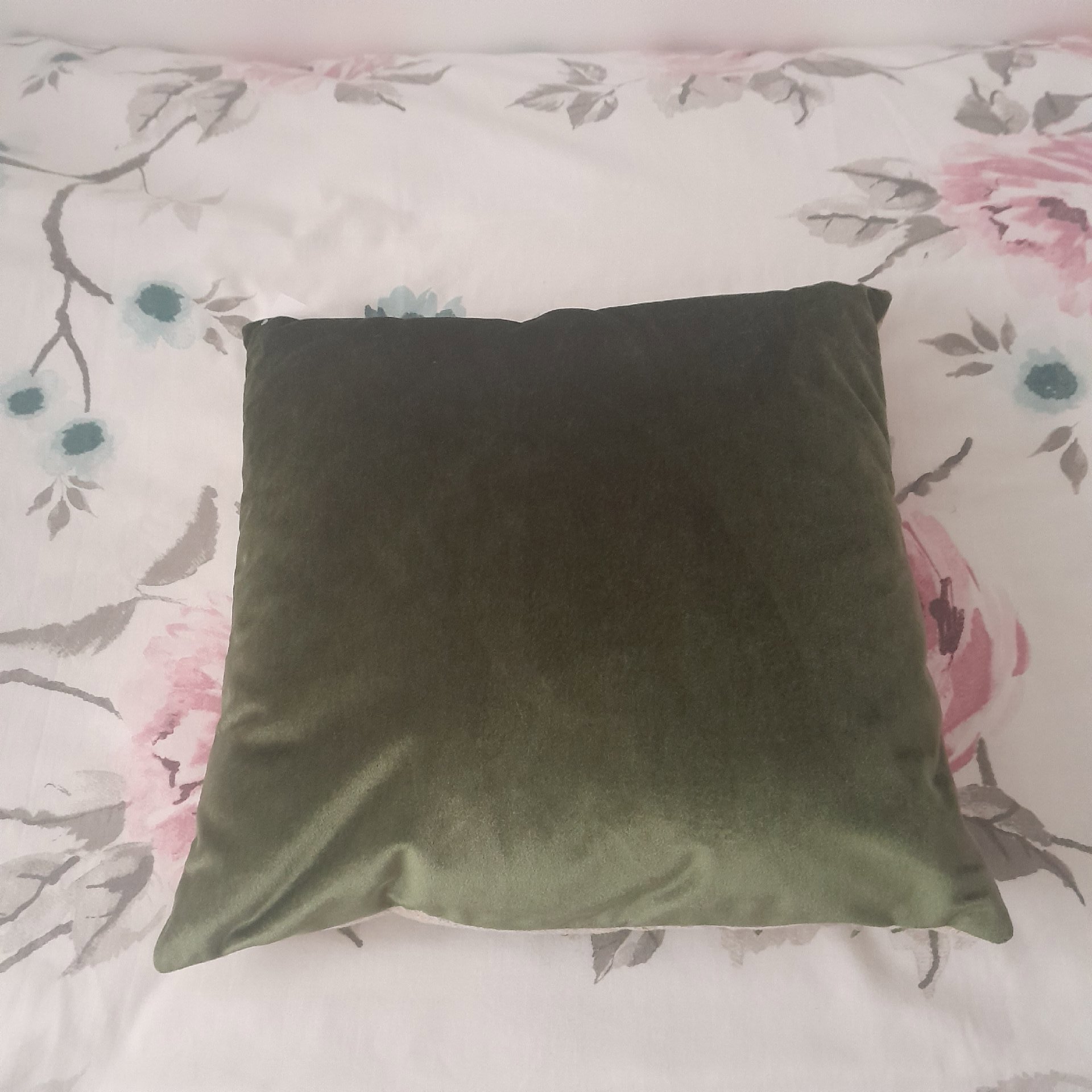 Christmas Nutcracker Cushion Cover with Velvet Back, THE CUSHION FACTORY, One Size, New condition — preloved on SilentSale®