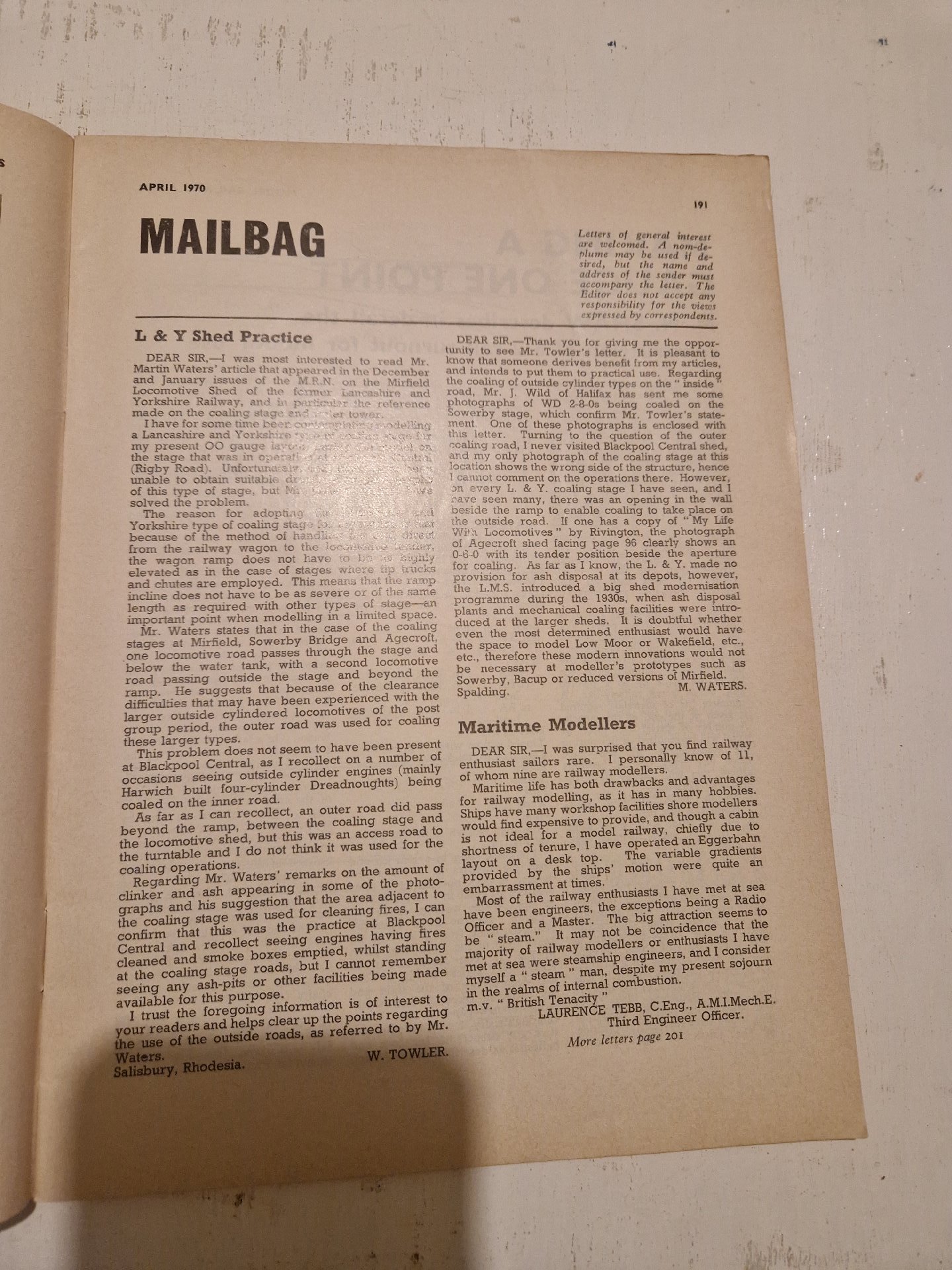 Model Railway News Magazine April 1970 Vintage Issue, Vintage, One Size, Excellent condition — preloved on SilentSale®