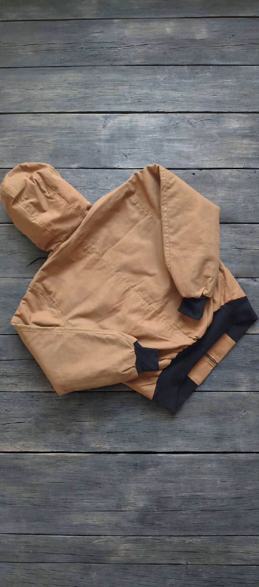 Carhartt Brown Hooded Work Jacket, Carhartt, s, Like New condition — preloved on SilentSale®