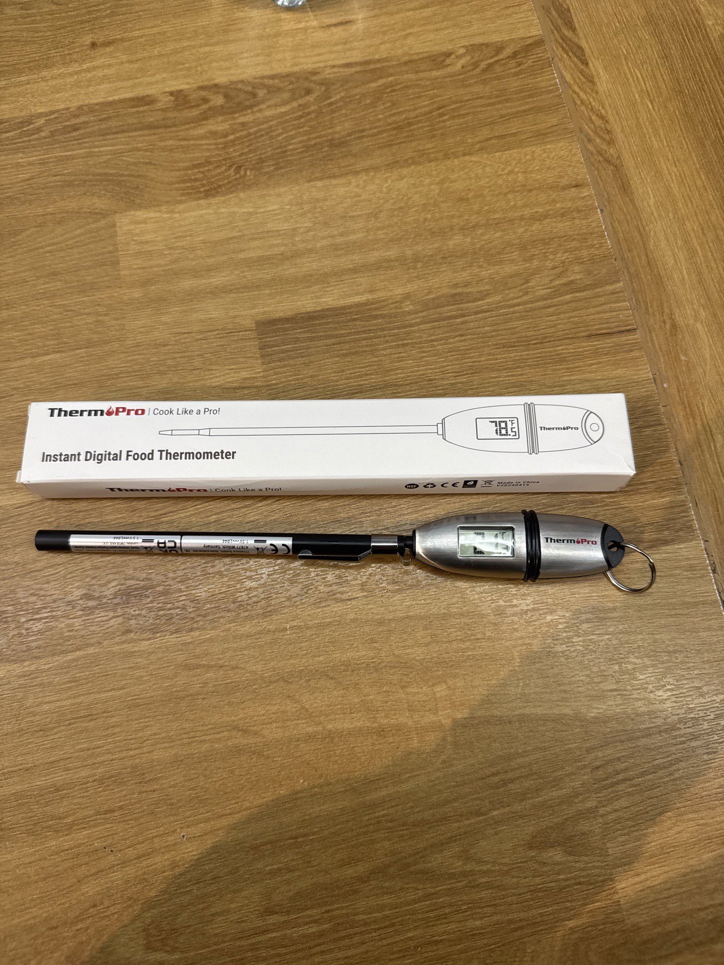 ThermoPro Instant Digital Food Thermometer TP025, ThermoPro, One Size, Excellent condition — preloved on SilentSale®