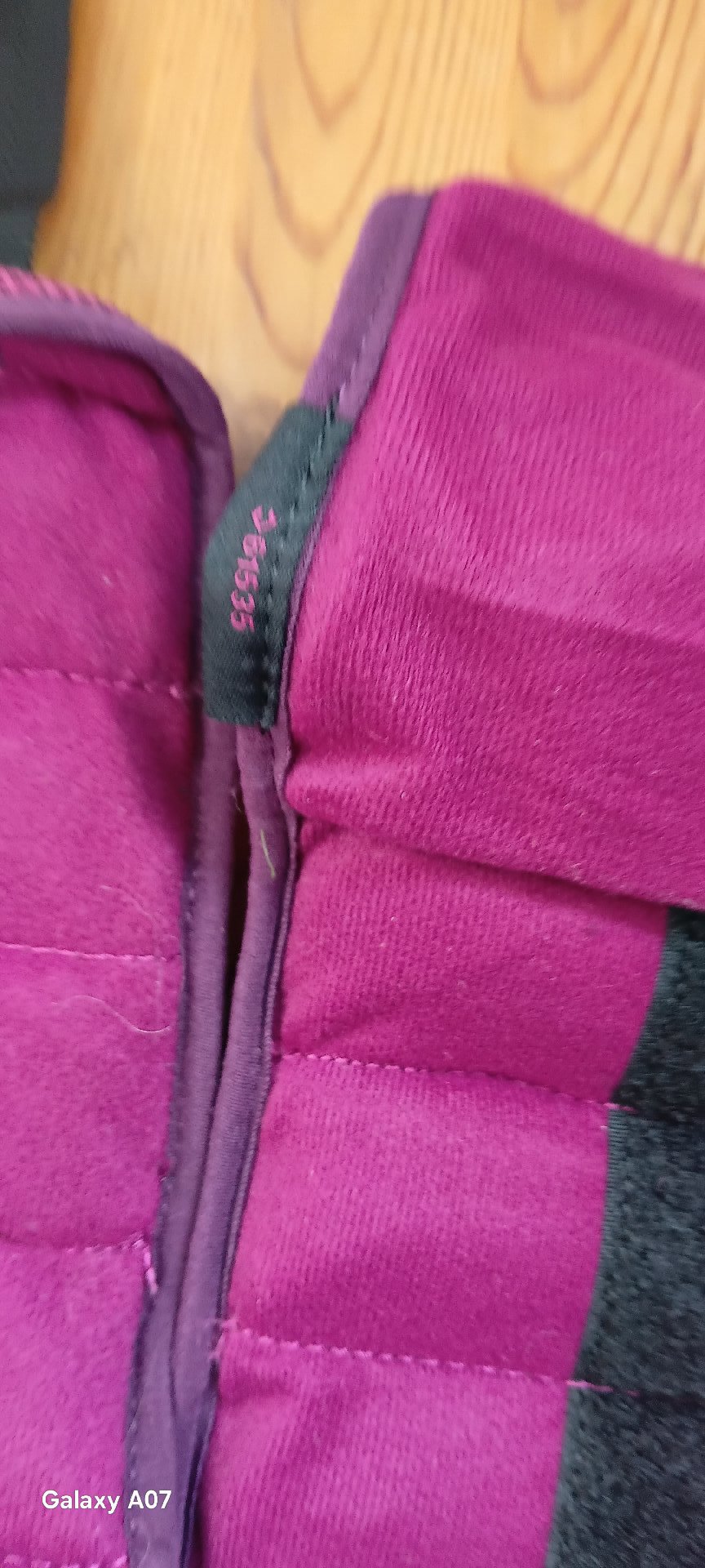 Purple 1kg Adjustable Ankle or Wrist Weights Pair, Decathlon, 1kg each, Good condition — preloved on SilentSale®