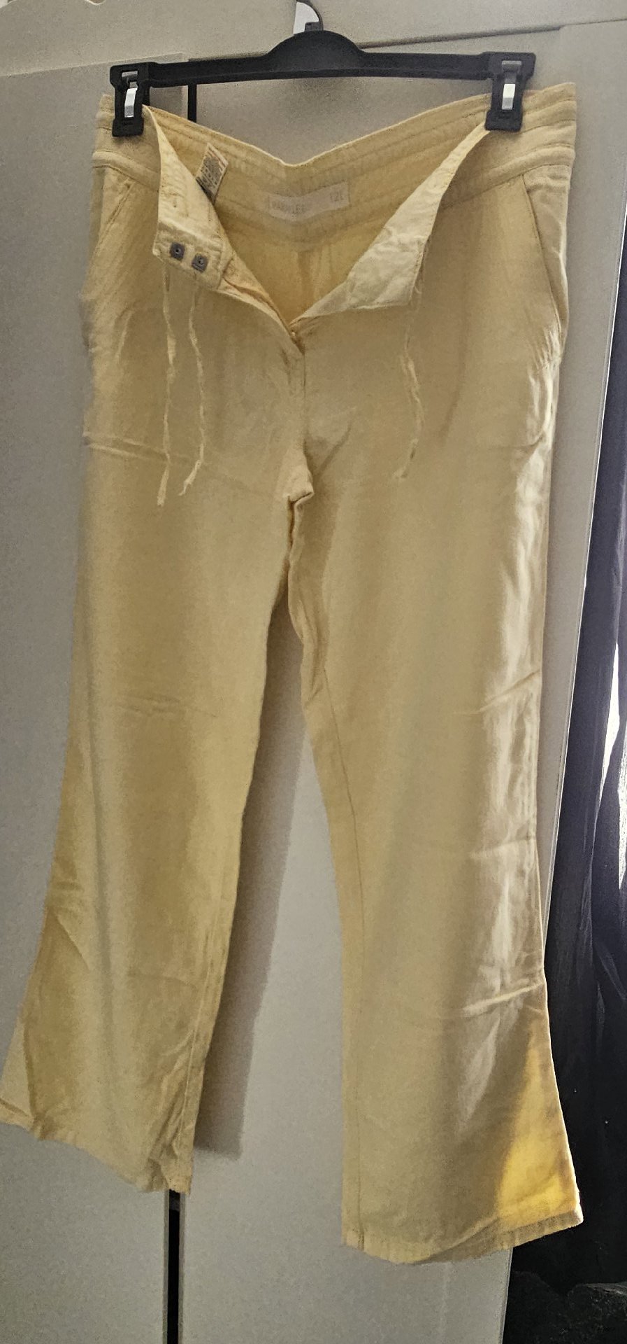 Trousers, parallel, W24 L28, Good condition — preloved on SilentSale®
