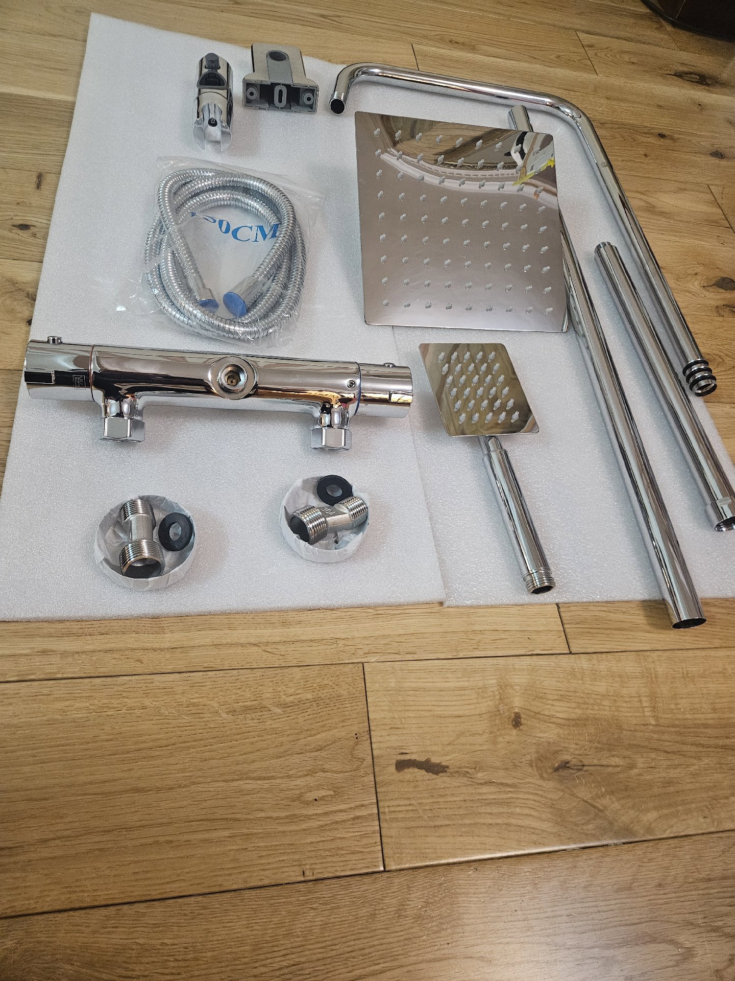 Chrome Thermostatic Exposed Bathroom Shower Mixer Square Twin Head Large Bar Set, Unbranded, Extra Large, New condition — preloved on SilentSale®