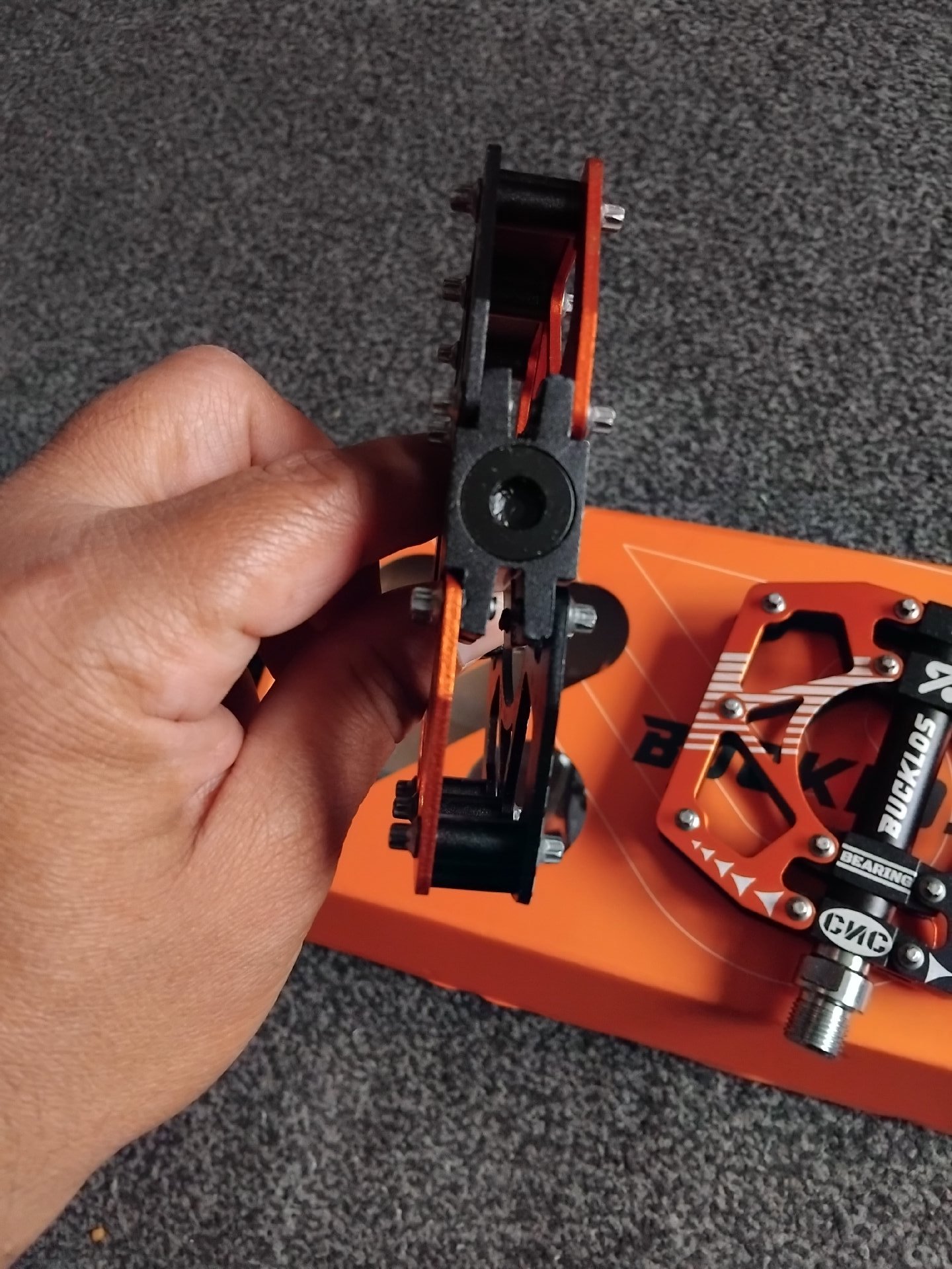 Bucklos Black and Orange Chrome DU Bearing Bike Pedals, Bucklos, One Size, New condition — preloved on SilentSale®