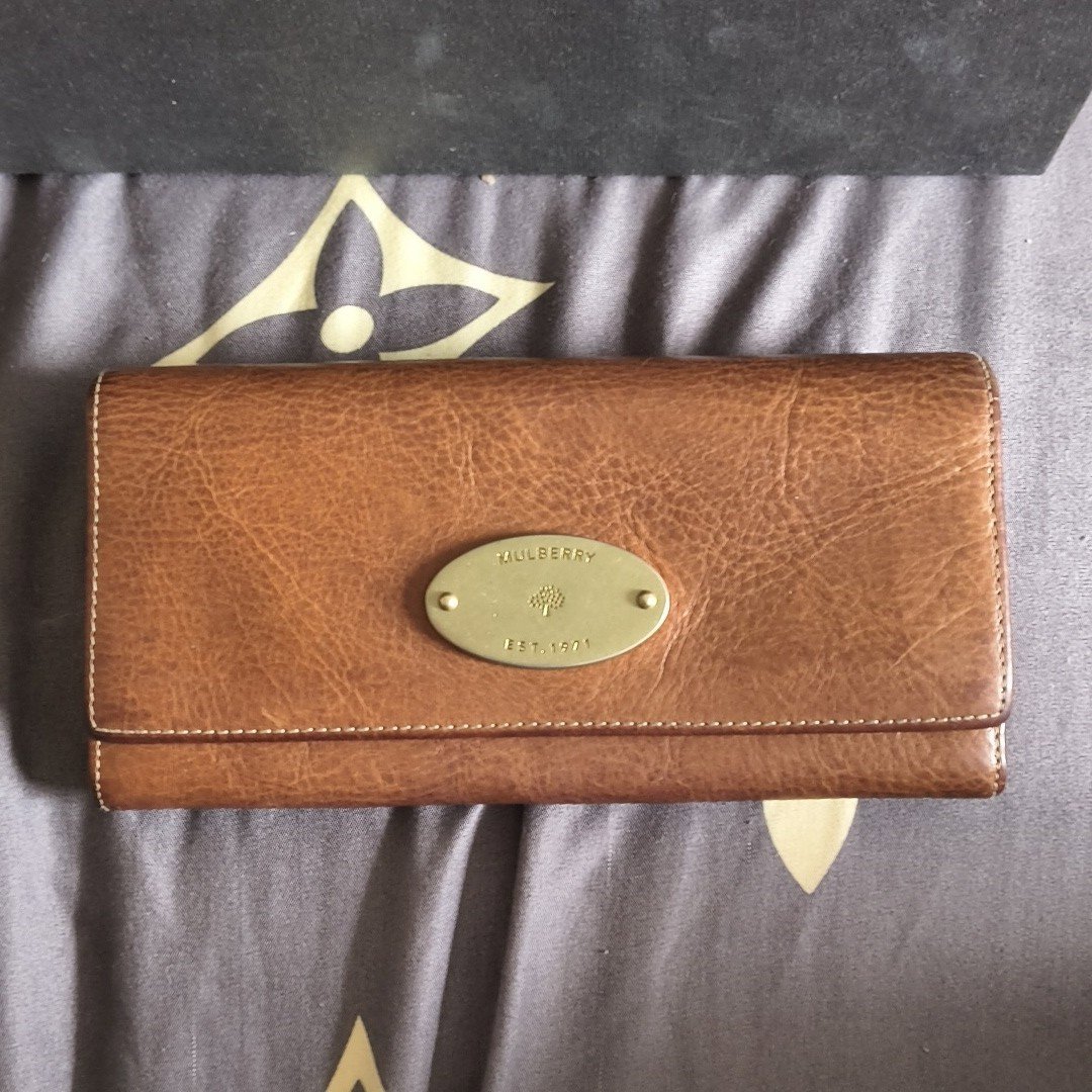 Mulberry Brown Leather Wallet, Mulberry, Medium, Excellent condition — preloved on SilentSale®