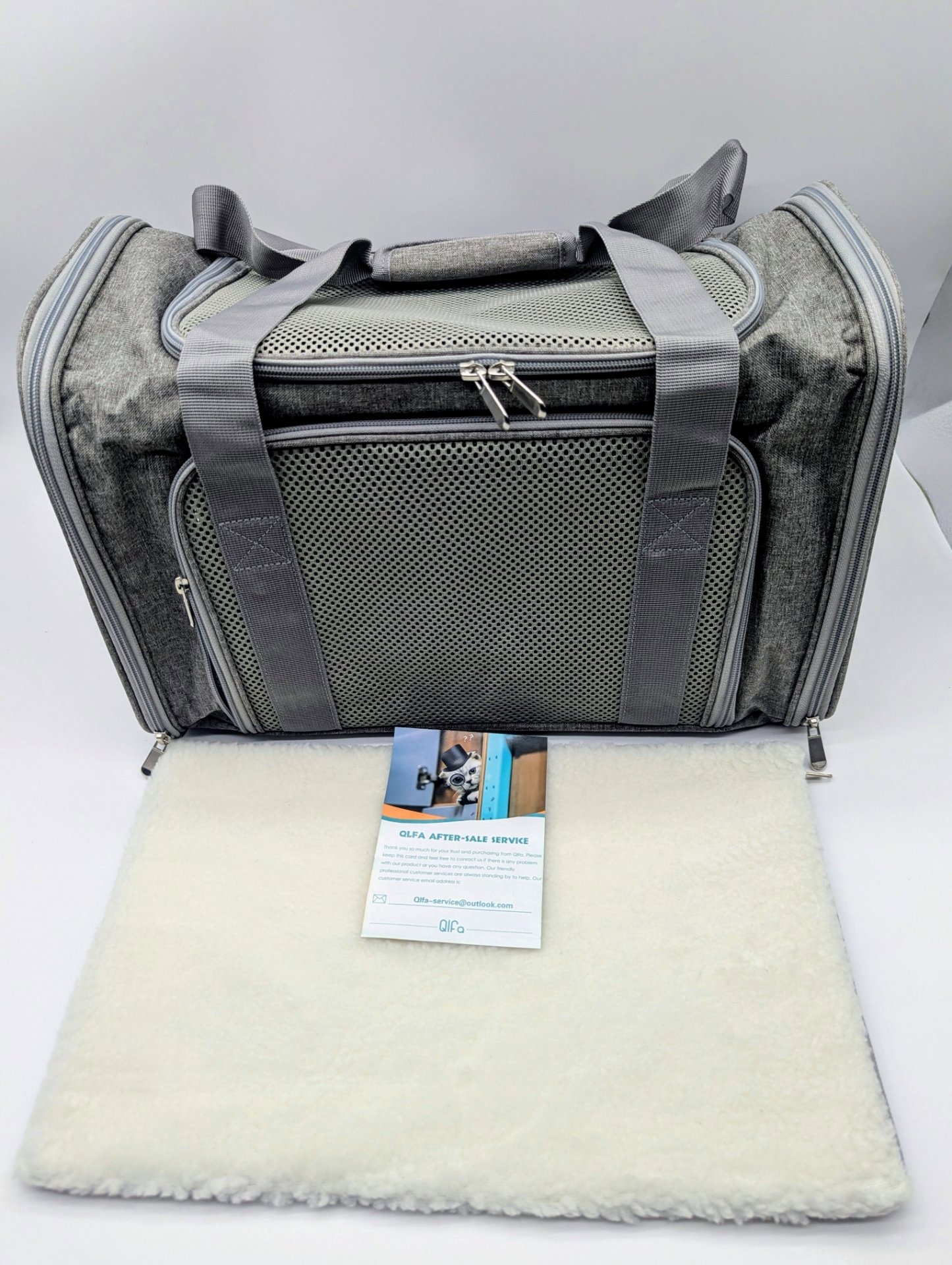 Grey Pet Carrier Bag with Soft Fleece Mat, OLFA, Medium (10-25kg), New condition — preloved on SilentSale®