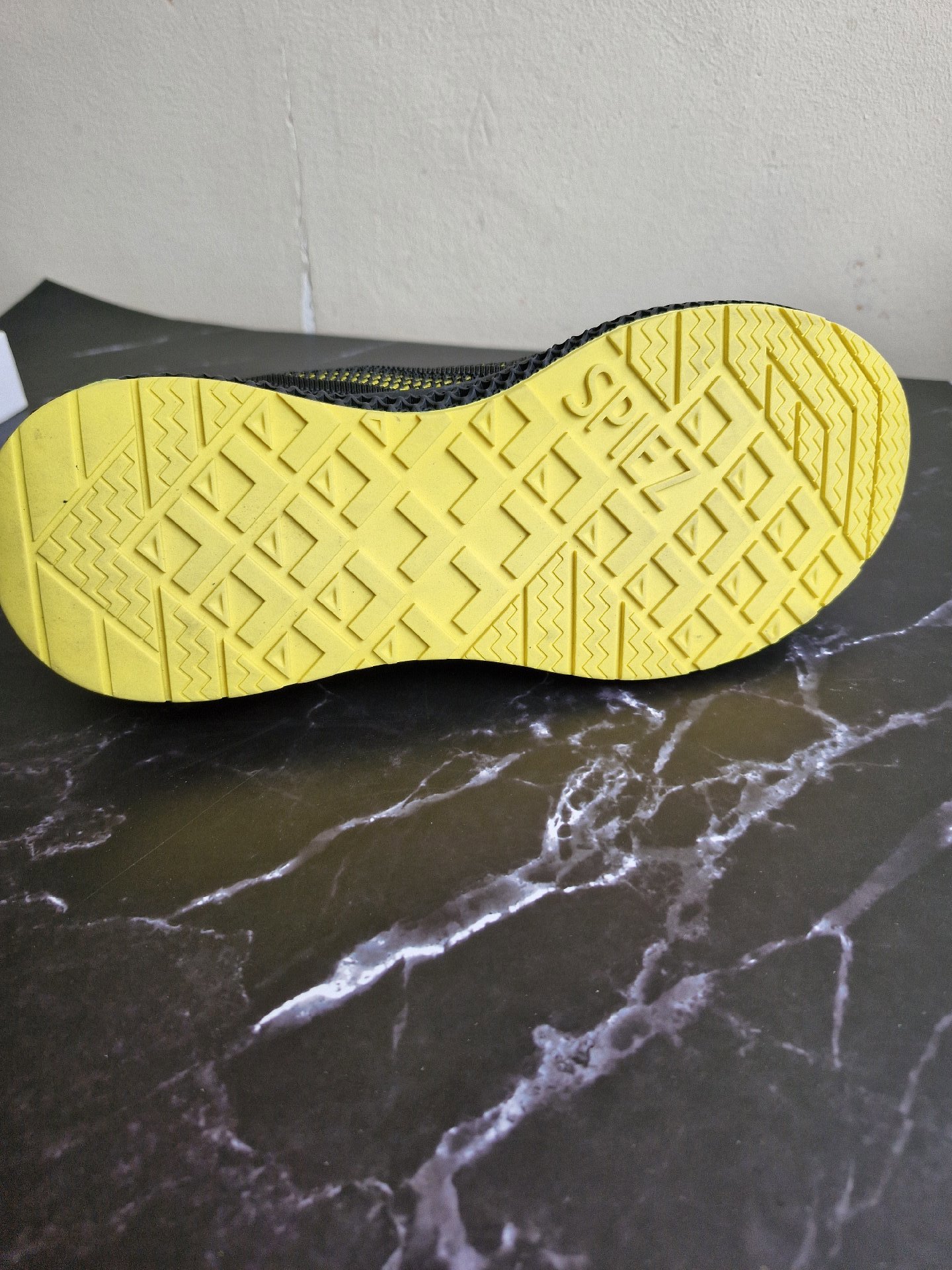 Spiez Black and Yellow Trainerssafety boots with steel toe cap  – UK 5.5, Spiez, 5.5, New condition — preloved on SilentSale®