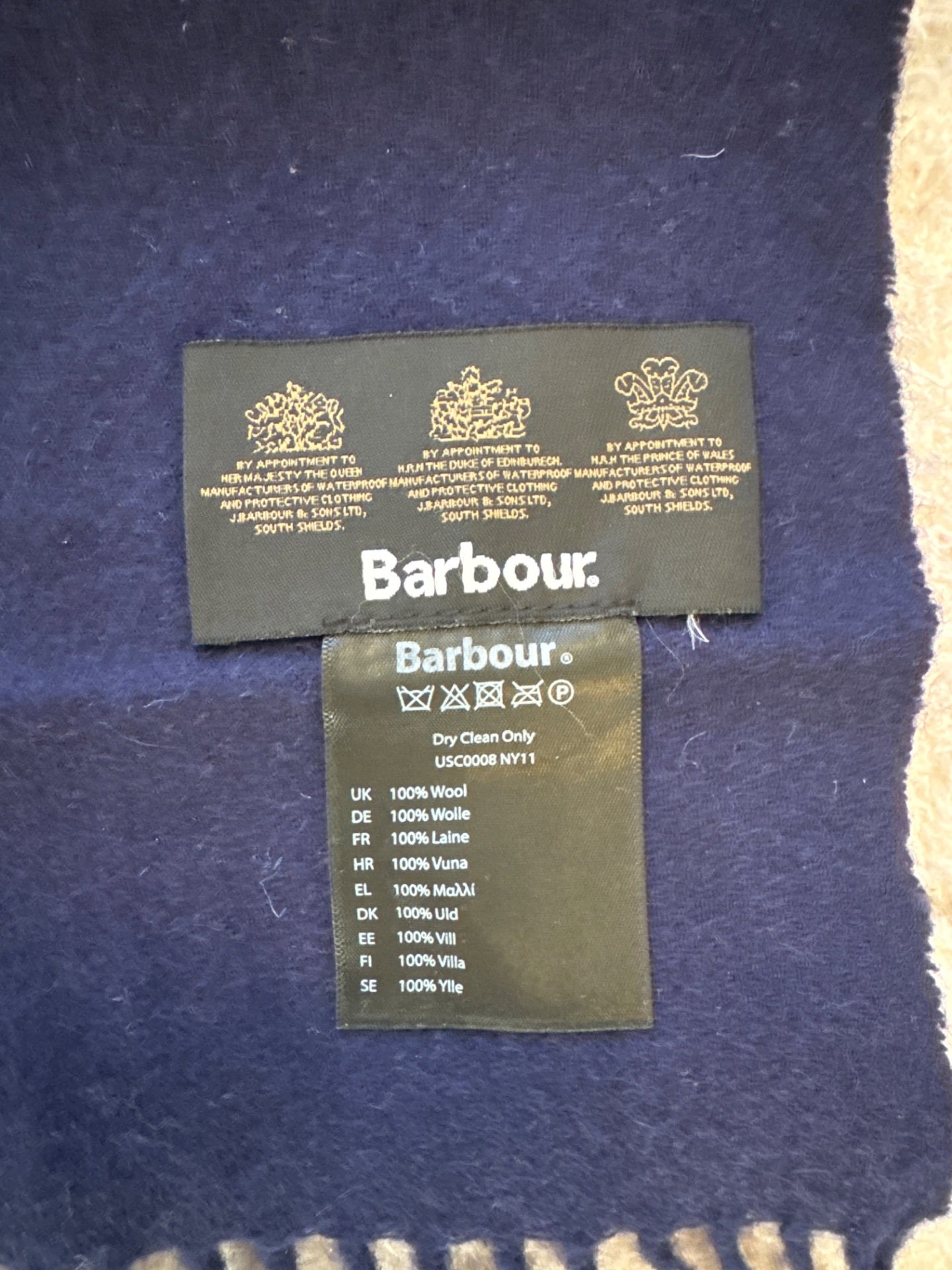 Barbour Navy Wool Scarf, Barbour, One Size, Excellent condition — preloved on SilentSale®