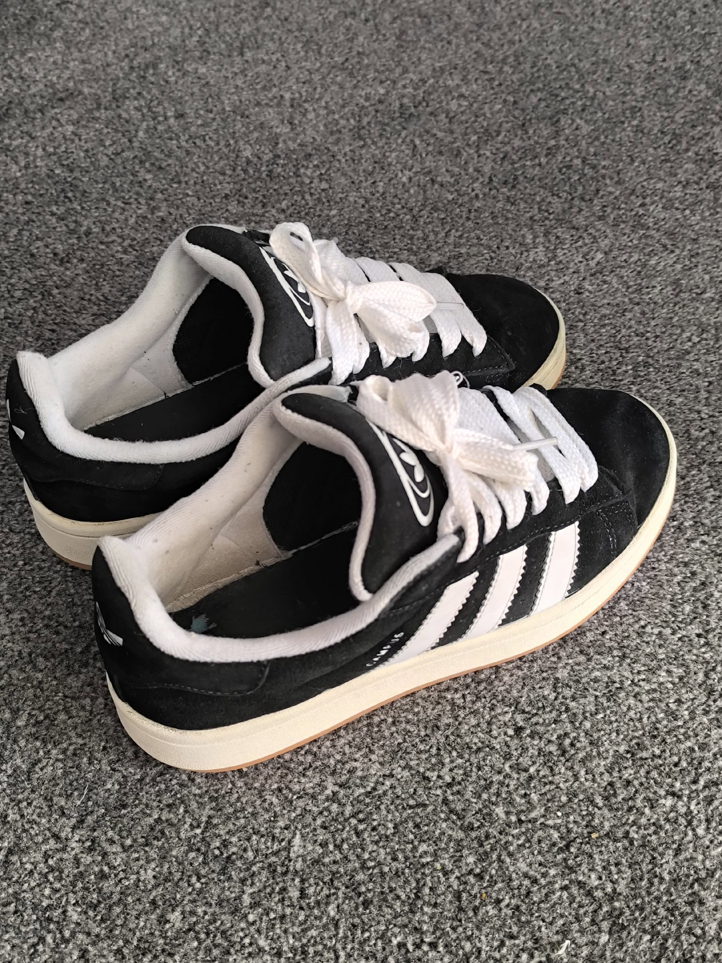 Adidas Campus Black Suede Trainers, Adidas, 7.5, Good condition — preloved on SilentSale®
