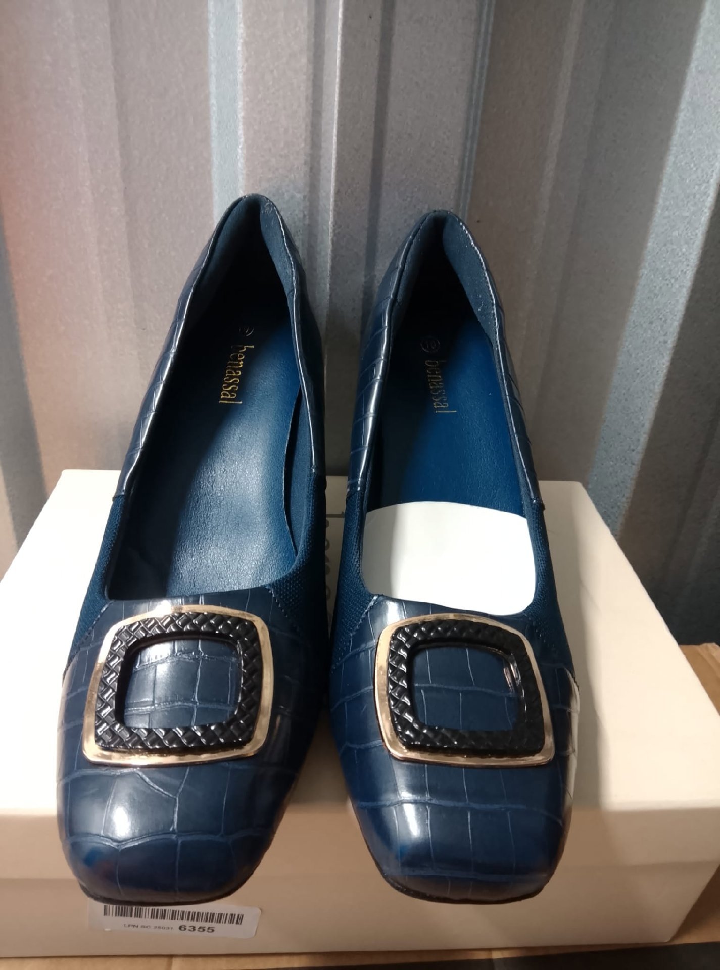 Benassal Blue Croc Effect Buckle Detail Heels – UK 10, Benassal, 10, New condition — preloved on SilentSale®