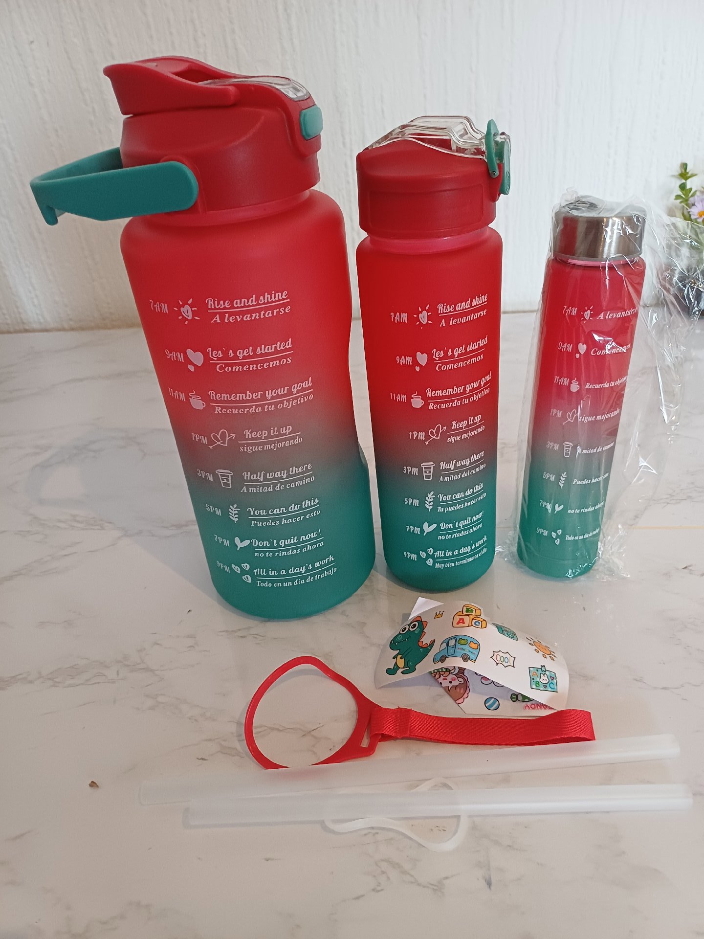 Set of 3 Gradient Red and Green Water Bottles with Time Markings, TIME, One Size, Excellent condition — preloved on SilentSale®