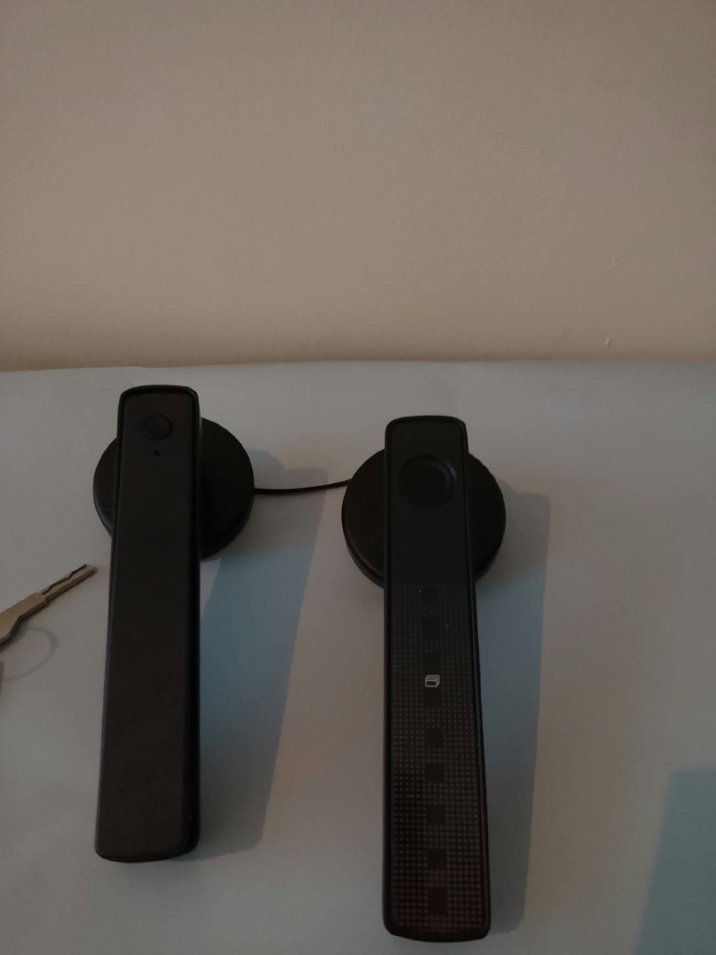 Smart Lock Digital Door Handle Set, jaogaus, One Size, Like New condition — preloved on SilentSale®