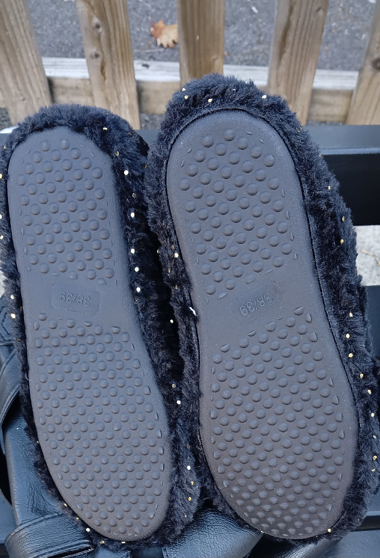 Black Faux Fur Studded Slippers, Unbranded, 38/39, Excellent condition — preloved on SilentSale®