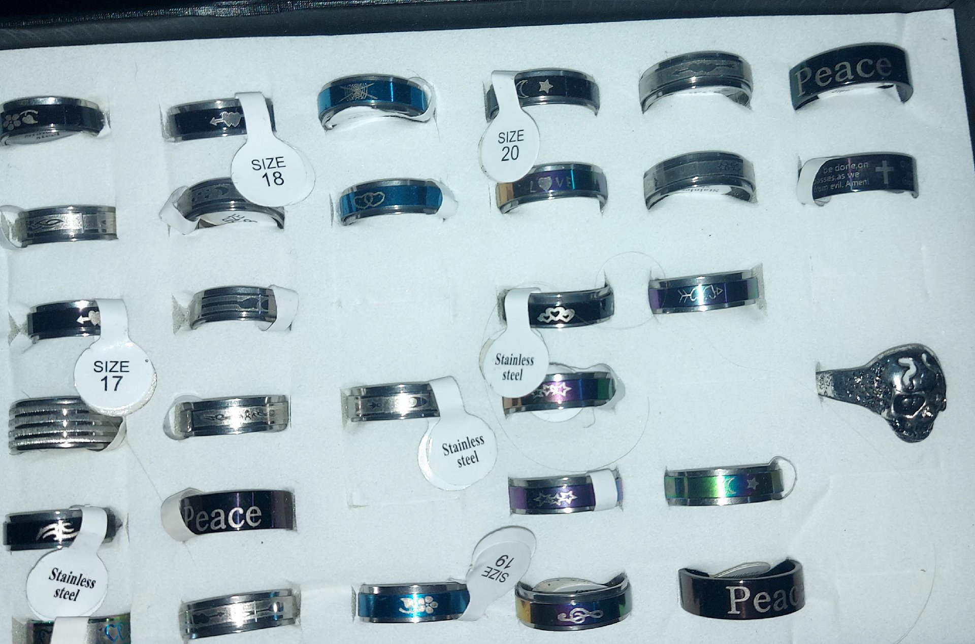 Mixed Stainless Steel Rings Set with Peace and Skull Designs, Unbranded, One Size, Excellent condition — preloved on SilentSale®