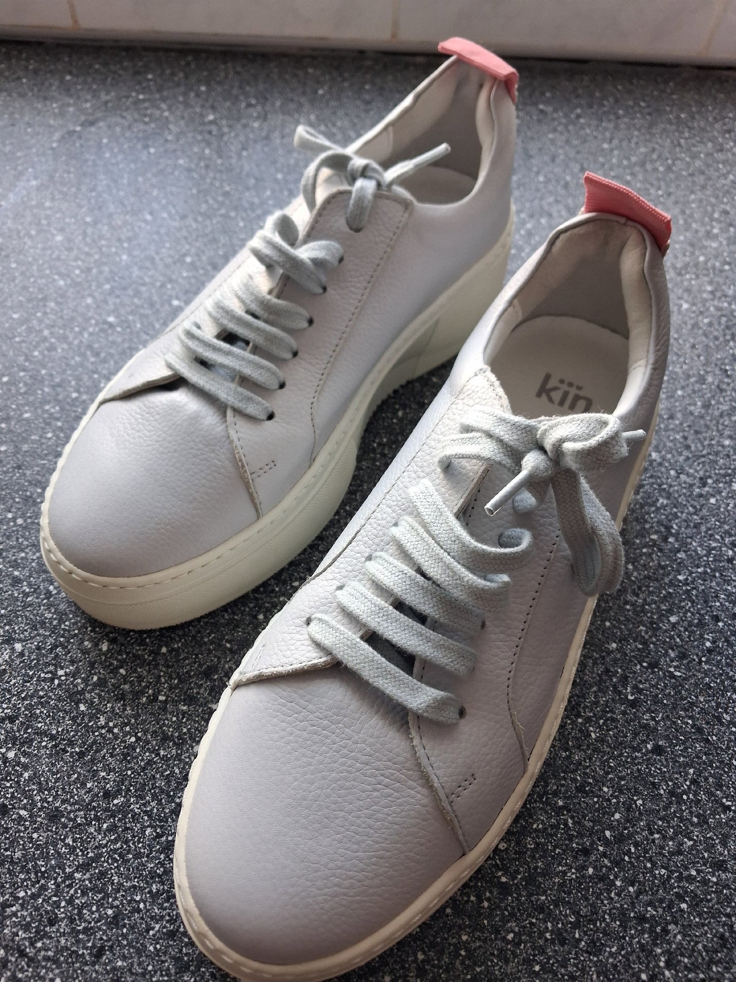 Kiin White Leather Platform Trainers – Size 5, Kiin, 5, Excellent condition — preloved on SilentSale®