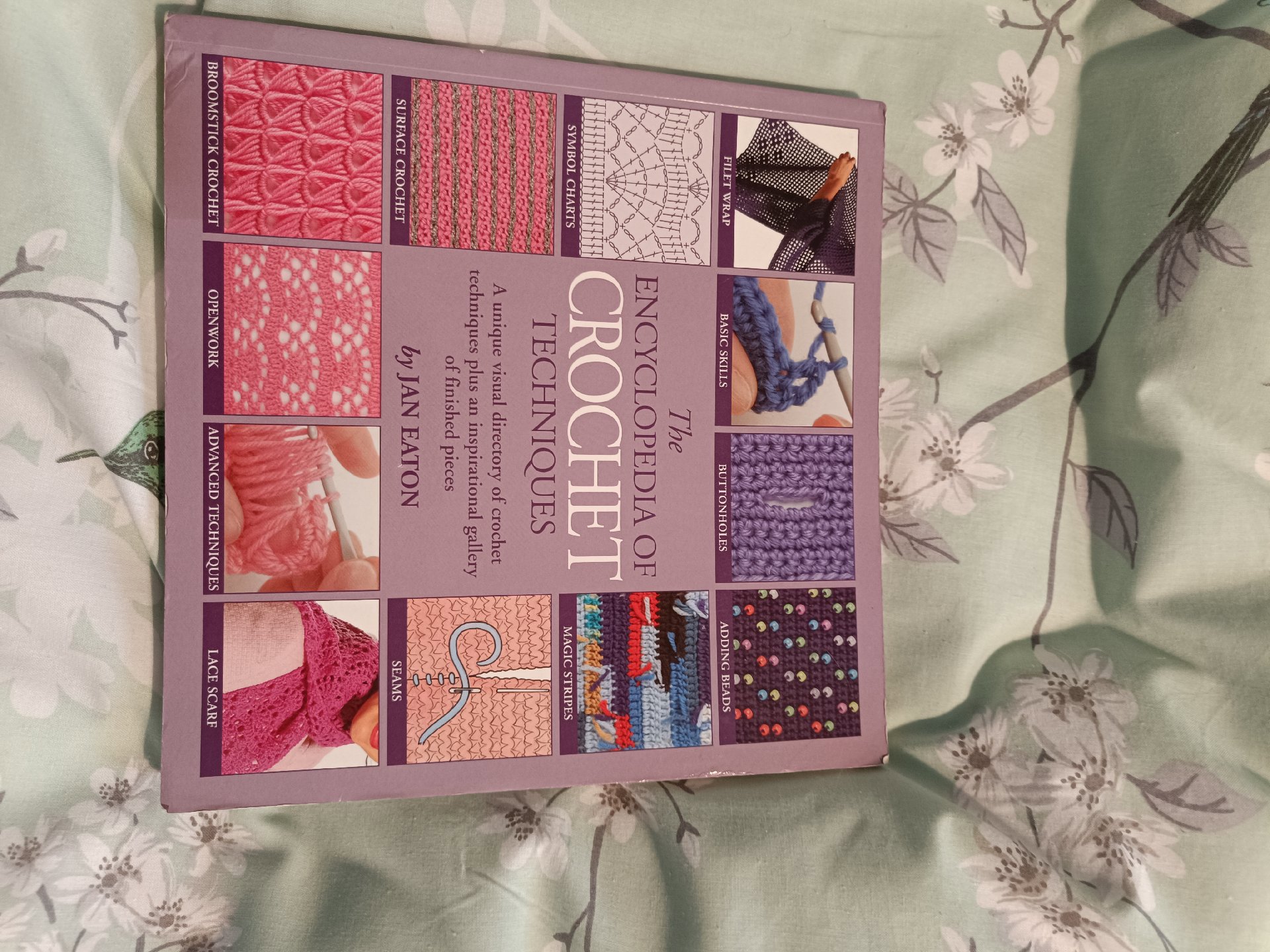 Search Press Crochet Techniques Craft Book, Search Press, Paperback, Excellent condition — preloved on SilentSale®