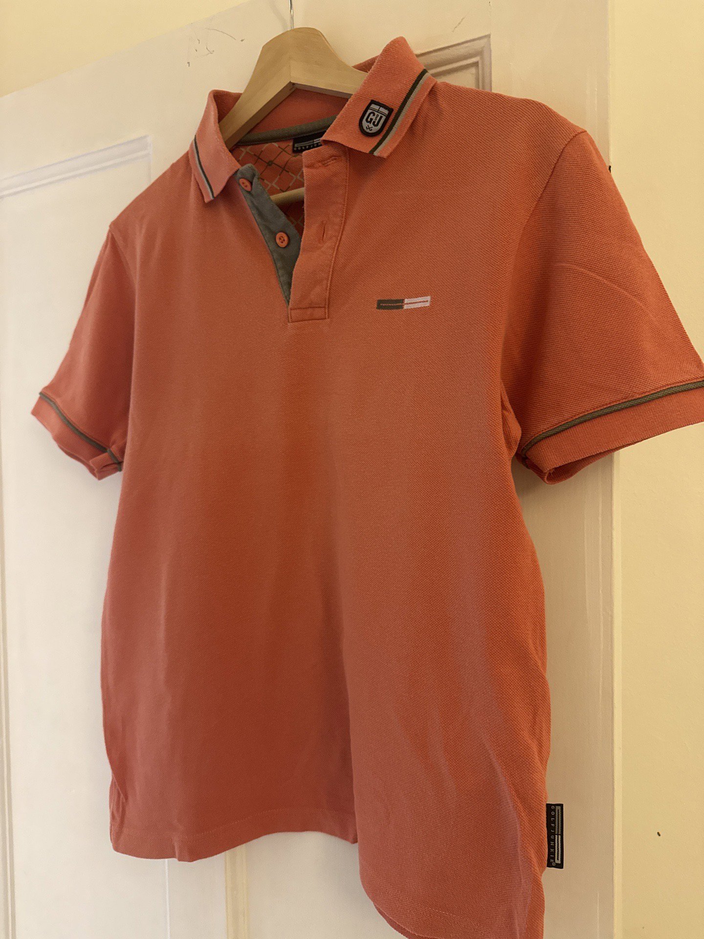 Golf Junkie Orange Polo Shirt – Size S, Golf Junkie, S, Excellent condition — preloved on SilentSale®