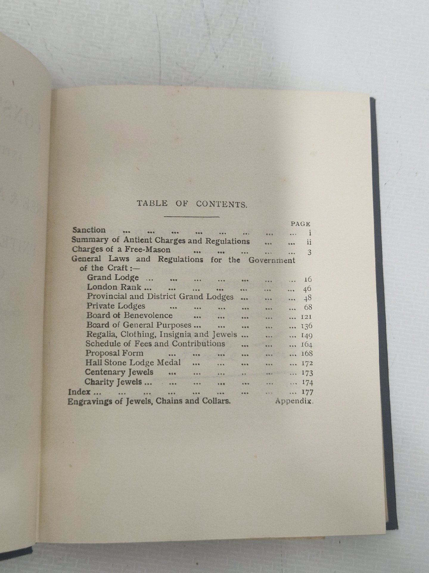 Book titled 'Constitutions 1926' by United Grand Lodge of England, Lodge, One Size, Excellent condition — preloved on SilentSale®