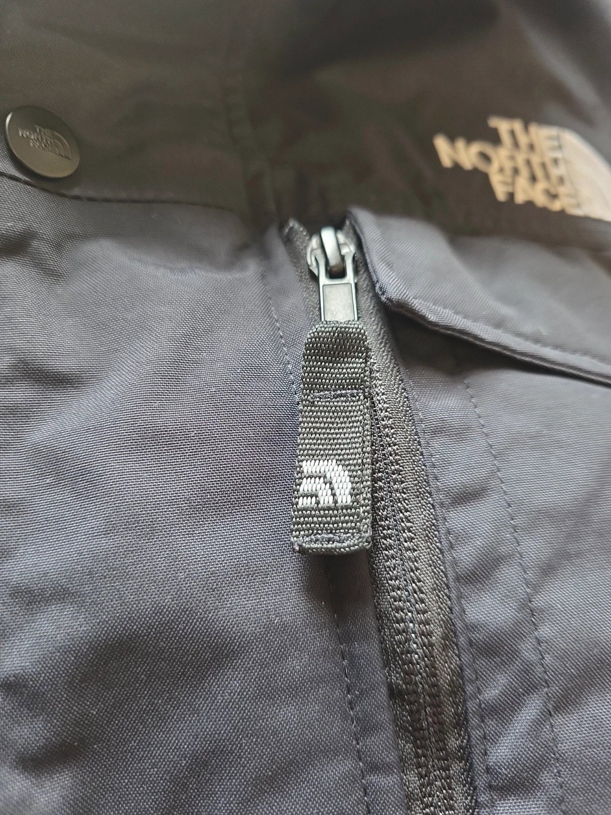 The North Face Black Men's Winter Jacket Medium, The North Face, M, Excellent condition — preloved on SilentSale®