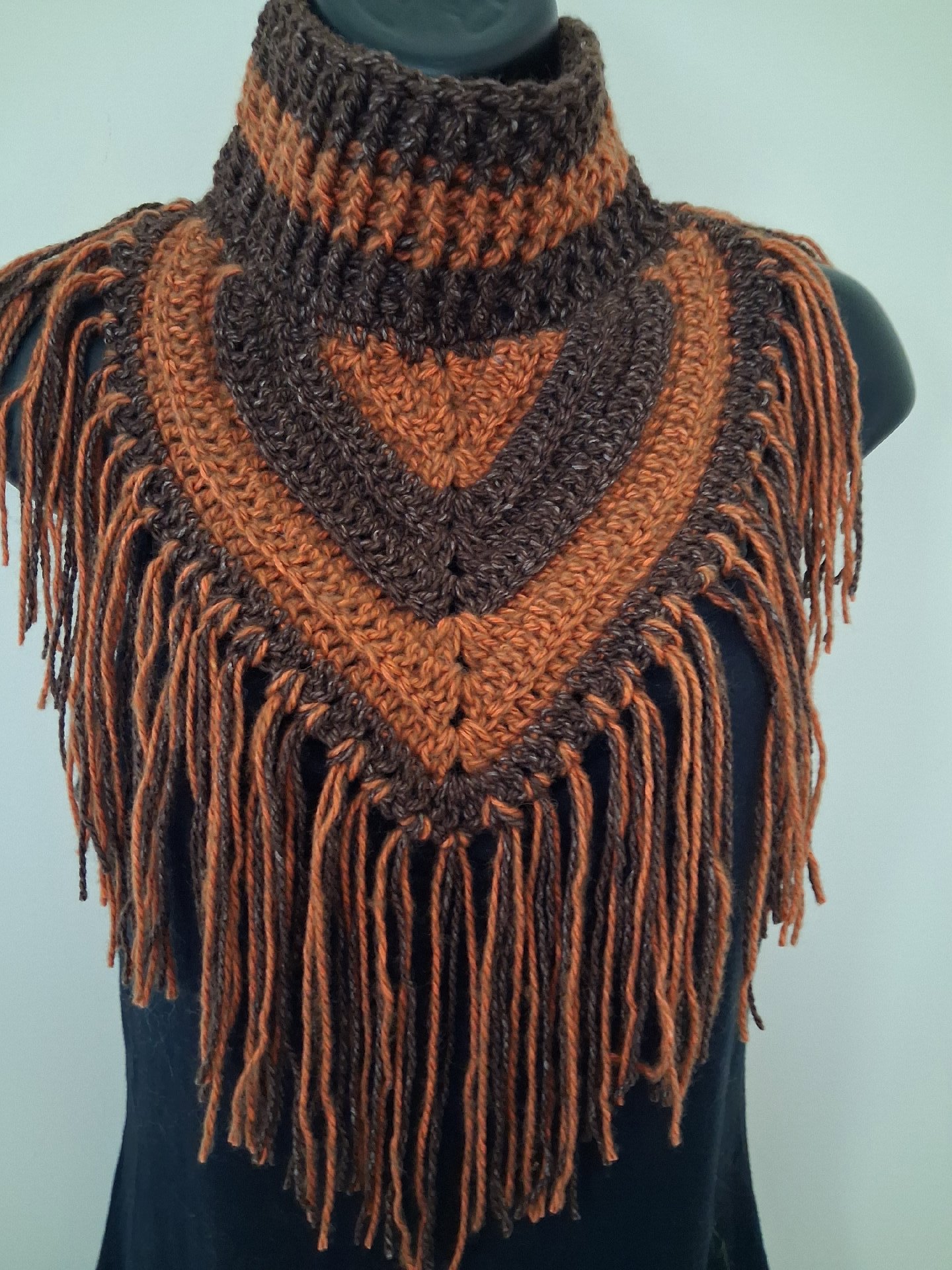 Tassles neck piece, Handmade, One Size, New condition — preloved on SilentSale®